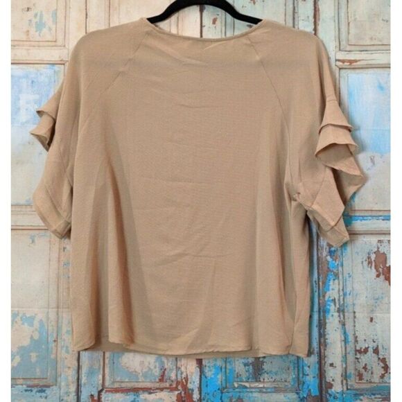 Umgee Womens Size Large Tan Ruffle Round Neck Short Flutter Sleeve Blouse Top - Picture 5 of 7